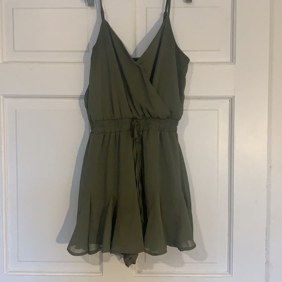 🎉 Tinker bell Romper! - Picture 5 of 5